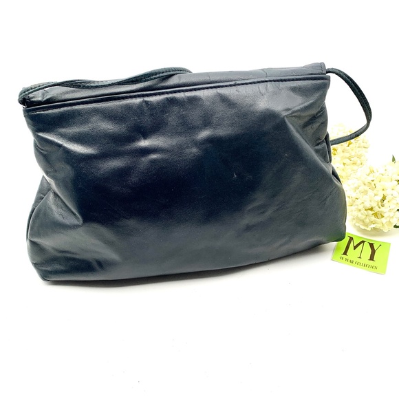 Vintage KH Leather Purse - Picture 7 of 13